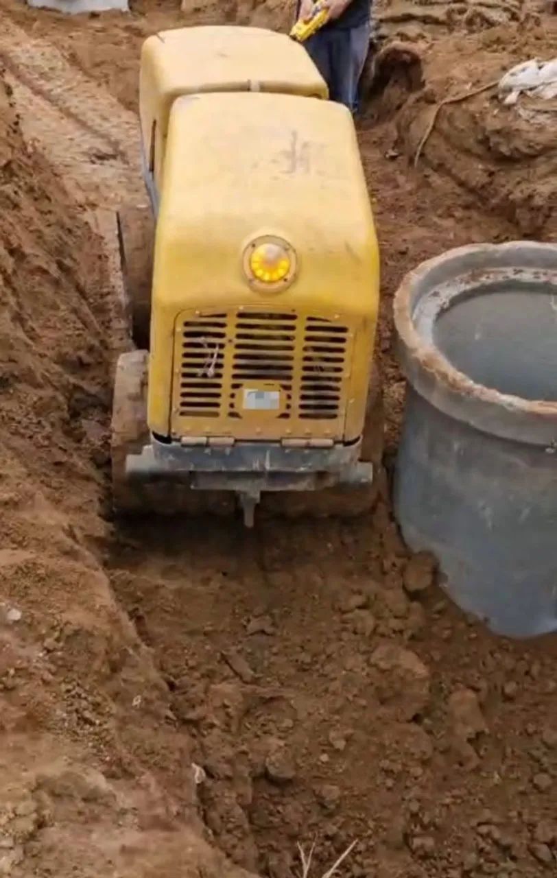 Rolo compactador Walcker Neuson RTSC2 controle via cabo  - Foto 6