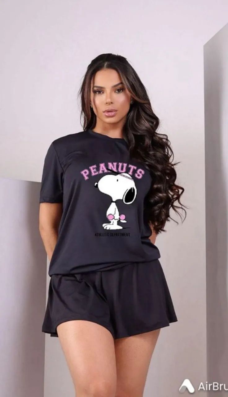 Conjunto fitness camisa oversized+short saia