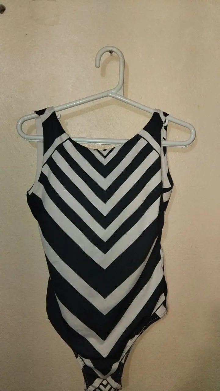 Body Feminino com Estampa Geométrica
