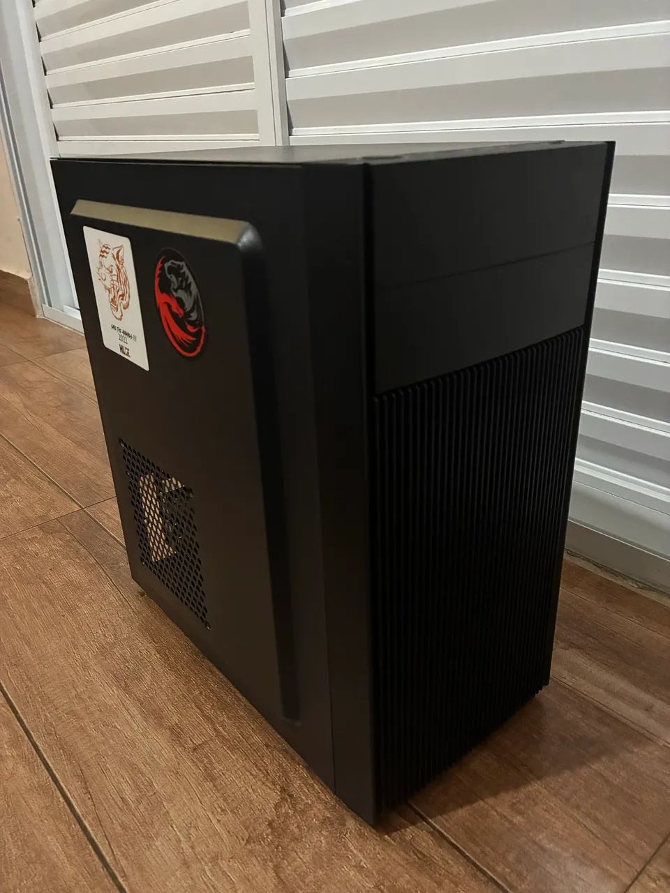 Computer with Graphics Card64617597809155120