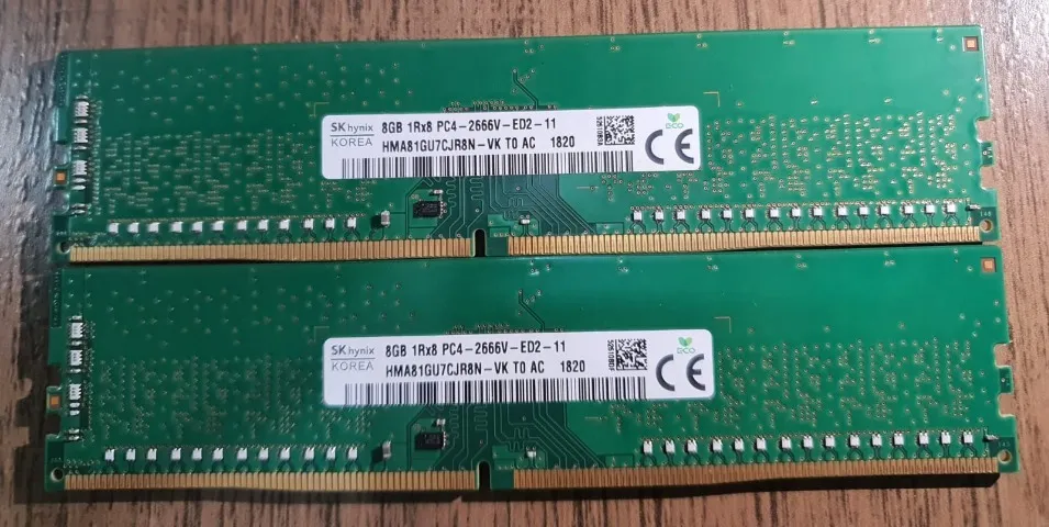 Memória RAM DDR4 8GB 2666MHz SK hynix HMA81GR7AFR8N-VK 2x8GB 16GB