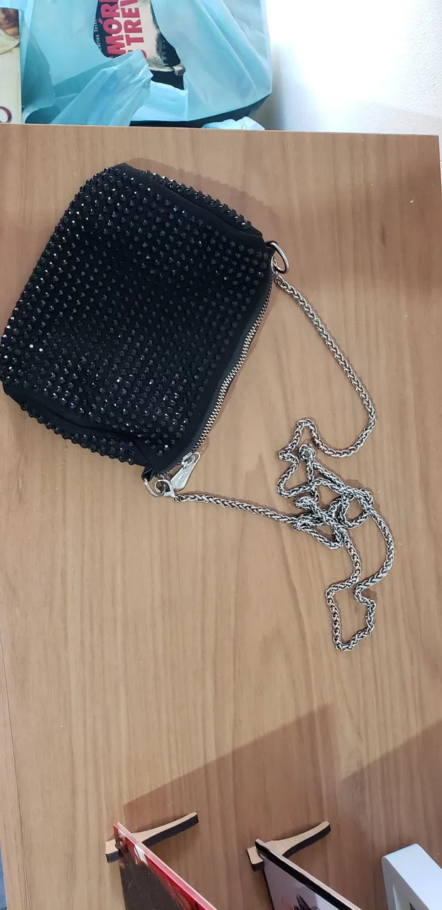 Bolsa de Ombro Preta com Strass
