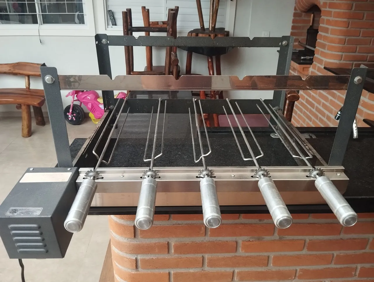 Giragril para churrasqueira