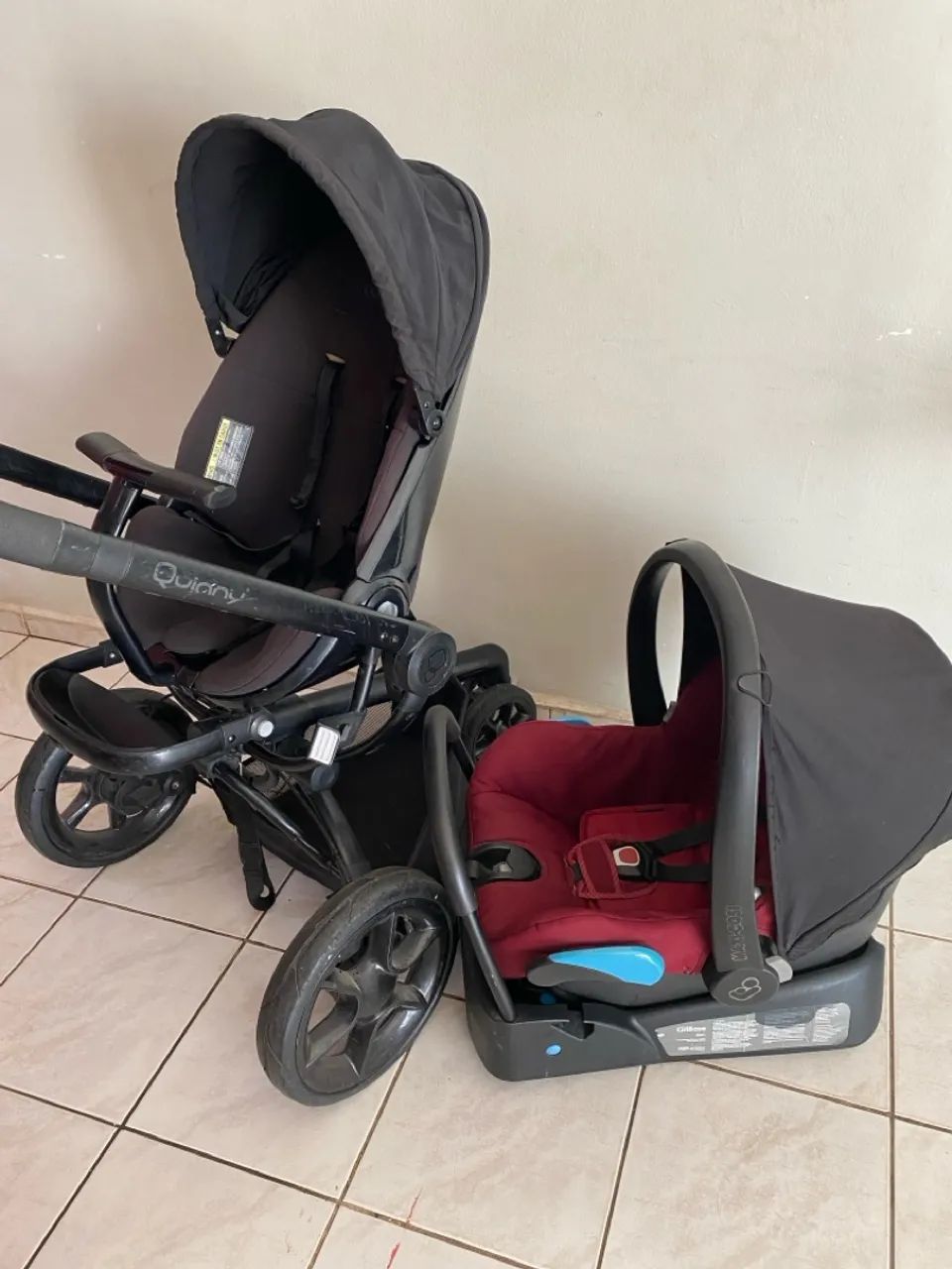 Carrinho de Bebê Quinny com bebê conforto - Foto 4