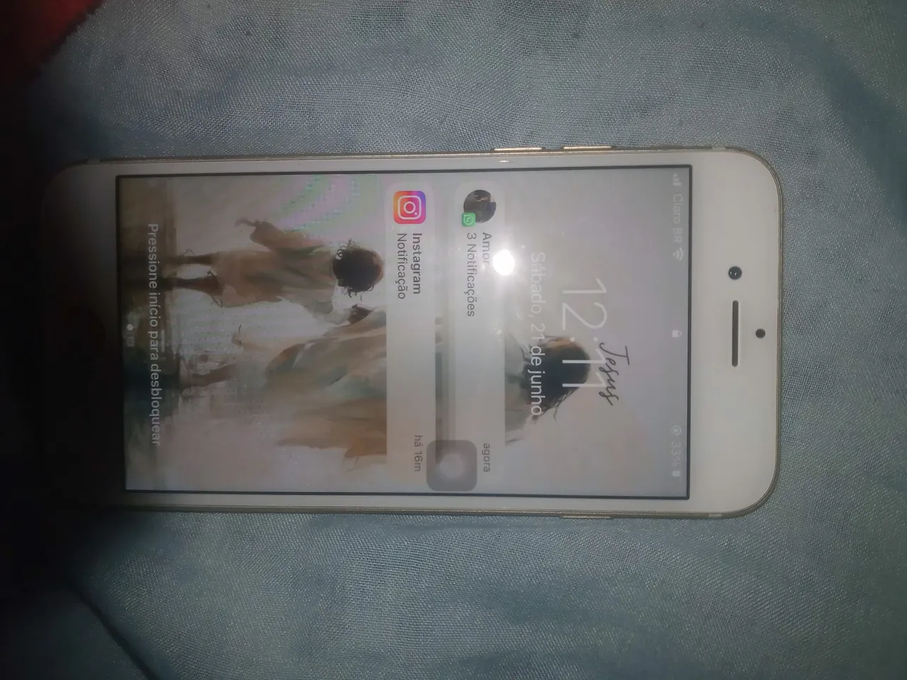 Vendo iphone 7 normal, 300 pra colocar preço!!!