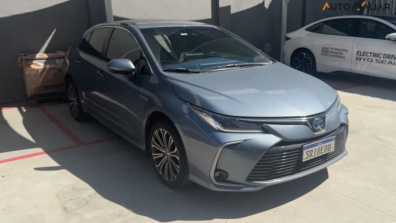 Corolla Altis Híbrido 2023 37000 km 148.990 - Foto 3