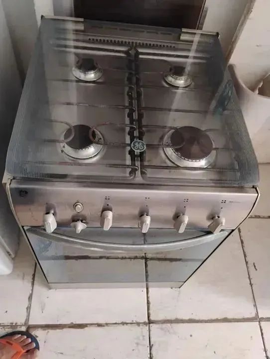 Fogão de Embutir (Gás Encanado)4 Bocas com Forno - Ótimo Estado - Foto 3