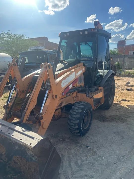 Retroescavadeira case 2013 toda revisada - Foto 2