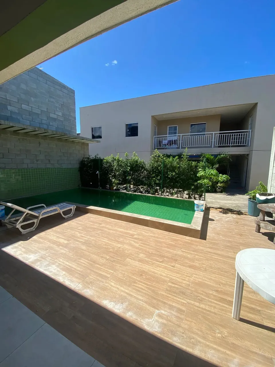 Alugo apartamentos com 1 e 2/4 na Mucuri próximo à nova loja carajas
