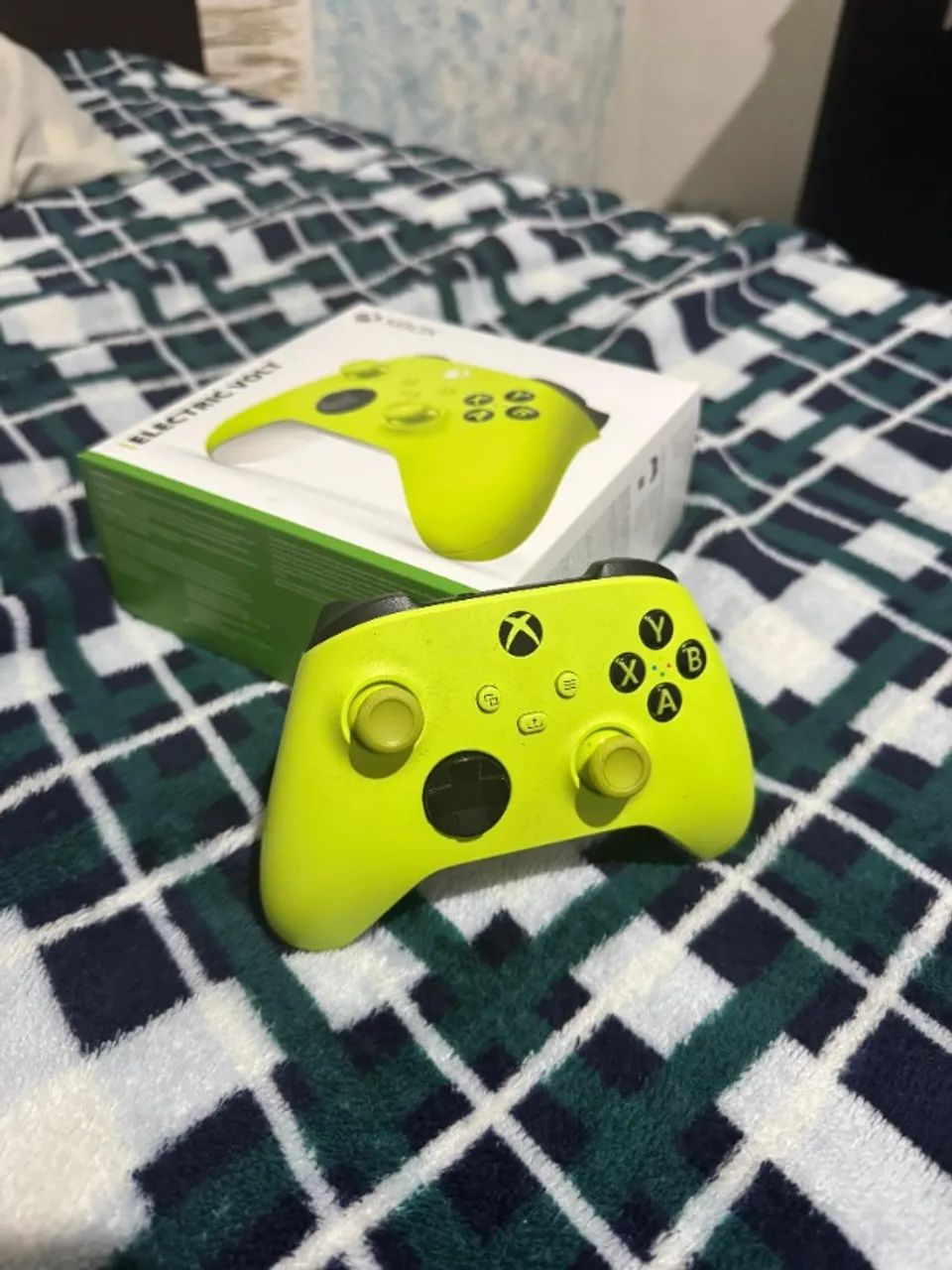 Joystick Microsoft Xbox Series X/S One Verde Eletric Volt Sem Fio