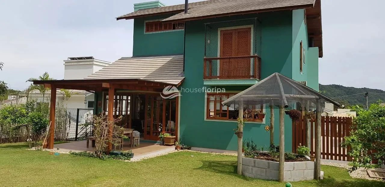 Casa à venda de alto padrão, em condomínio fechado, com 3 suítes, em Santo Antônio de Lisb - Foto 4