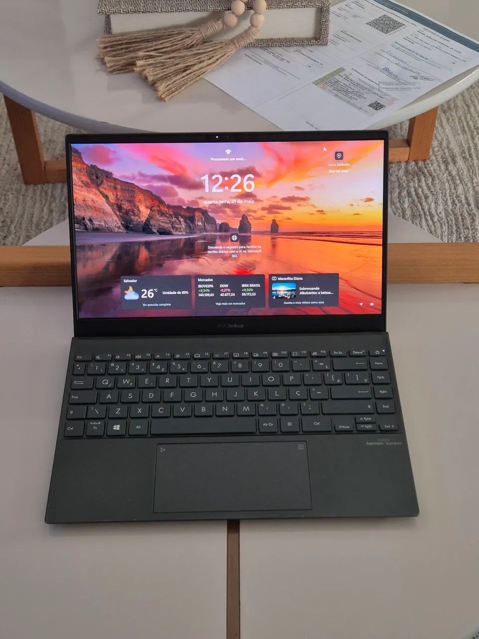 Notebook Asus Zenbook 13 Oled - Ultra fino e leve. Bateria dura muito ...