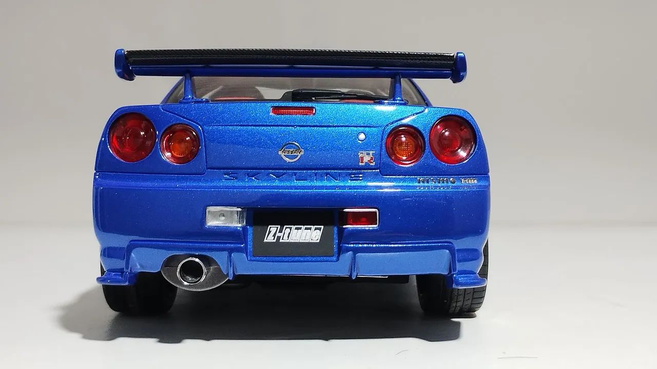 Nissan Skyline R34 Gtr Z-tune Otto Mobile 1:18 miniatura Seminova