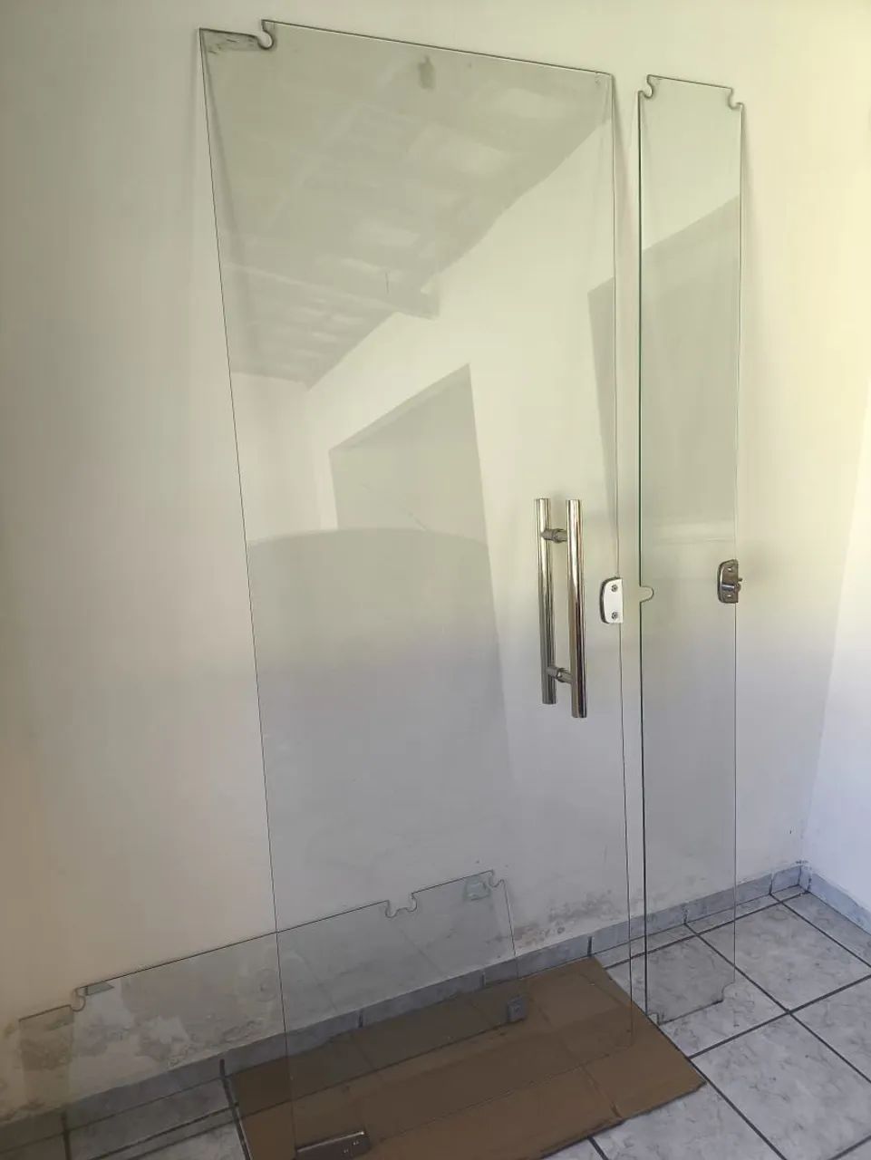 Porta de vidro64286144721154122