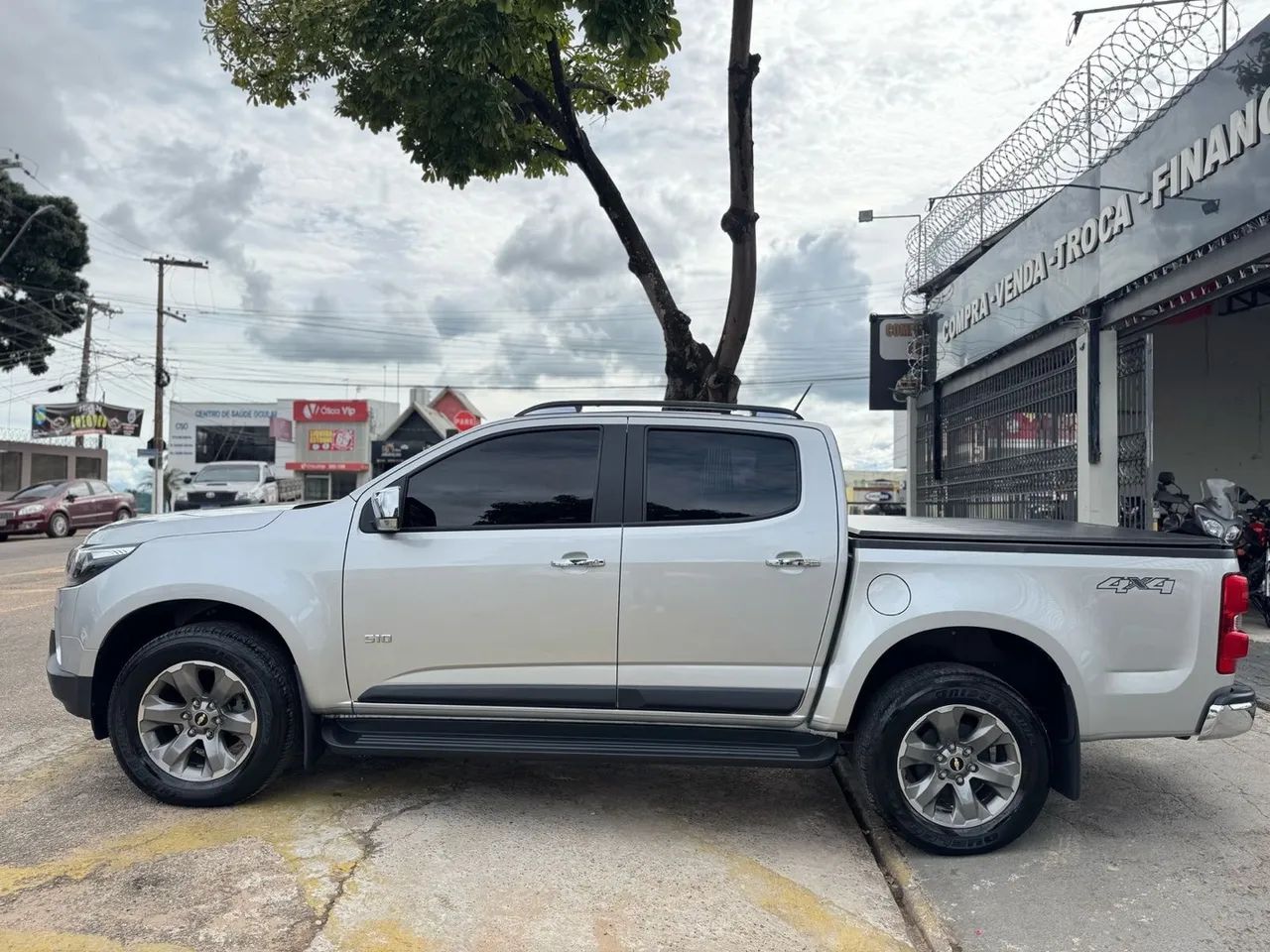 Chevrolet S10 LTZ 2.8 4x4 Diesel Aut 2022  30.284 KM RODADOS  R$ 185.000,00 - Foto 4