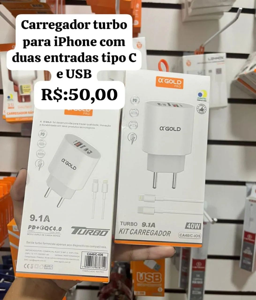Carregador Turbo para iPhone com 2 entradas Tipo C e USB