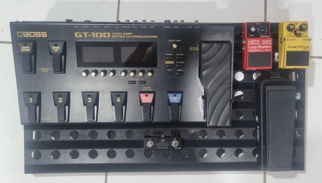 Pedaleira Boss GT-100 Multi-Efeitos - Foto 3