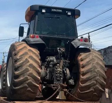 Trator Valtra BH180 2012 Cabinado  - Foto 4