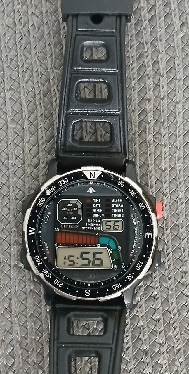 Relógio CITIZEN WINDSURFING D060 japan anos 80 raro exemplar de