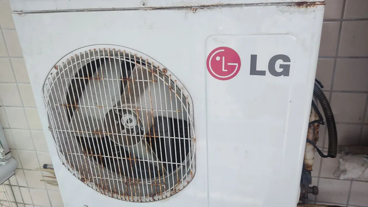 Ar condicionado LG 7.500 funcionando bem