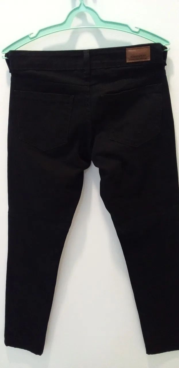 Calça feminina preta - Foto 2