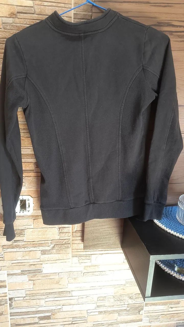 Blusa moletom com zíper tamanho M - Foto 2