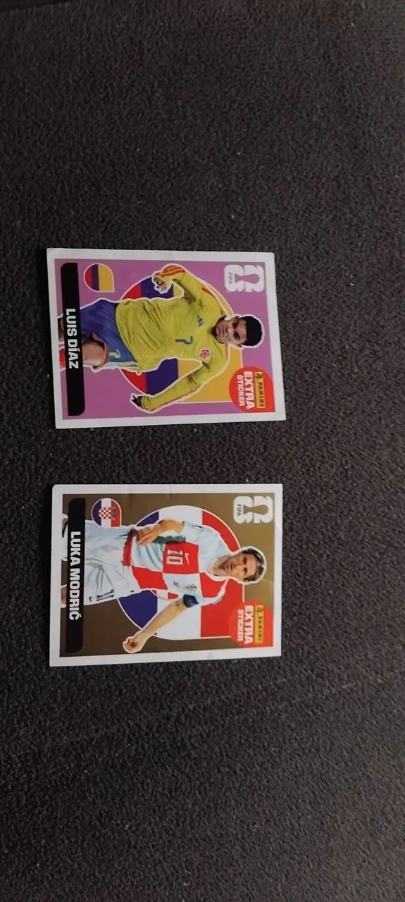 Vendo figurinha do Luis Dias e luka modri? original da panini