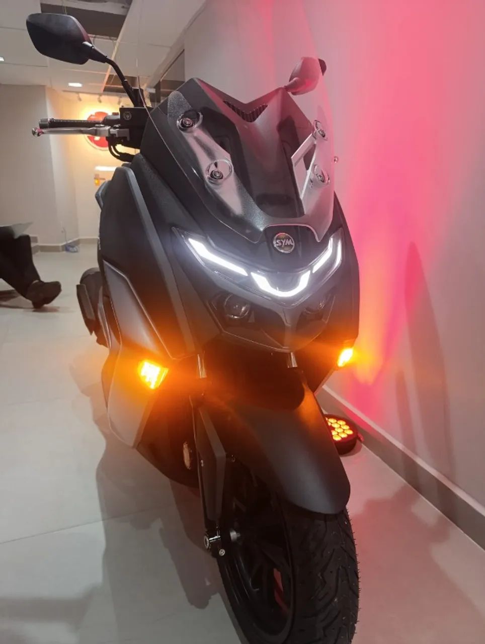 MAXSYMGT 400 2027 | DEVIDI - Foto 5