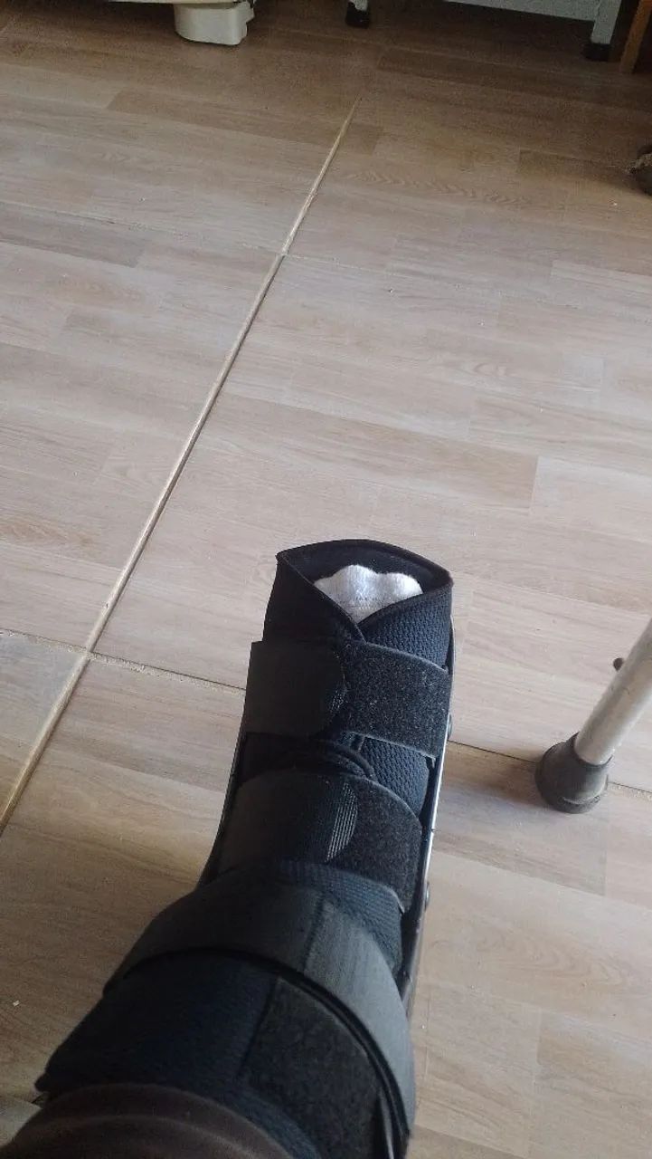 Bota ortopédica imobilizadora  - Foto 4