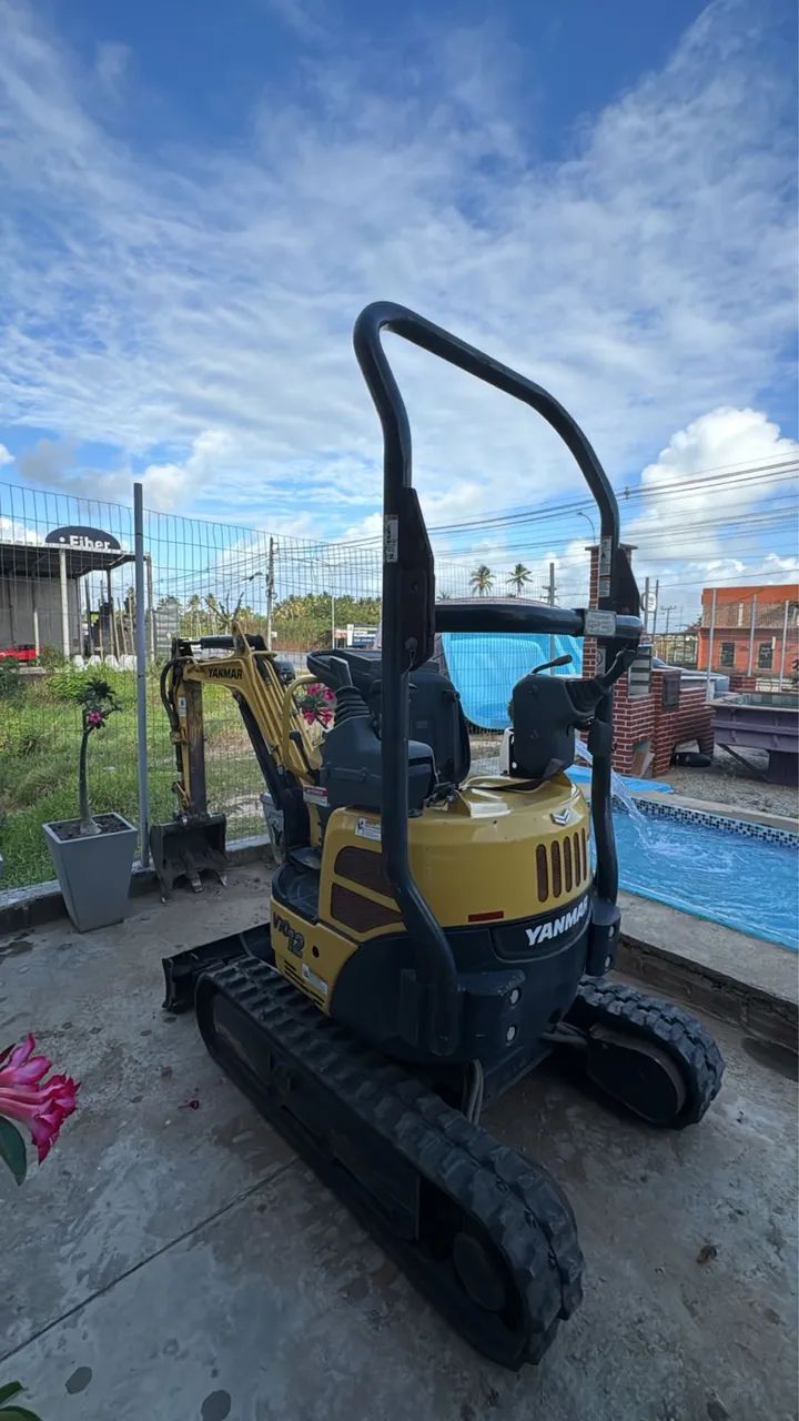 Mini Retro Escavadeira Yahmar Vio012