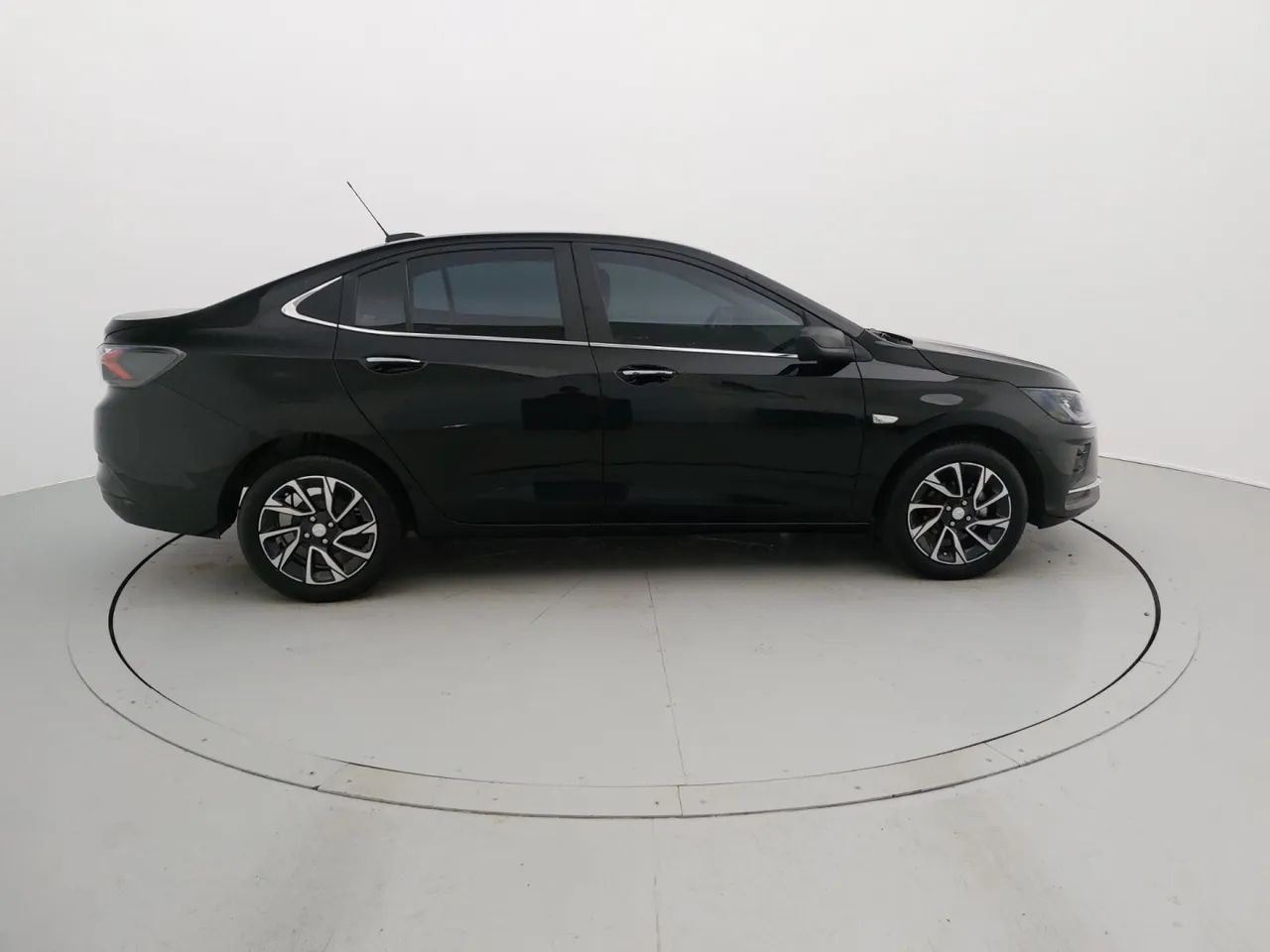 Chevrolet Onix Sedan Plus Premier 1.0 12V TB Flex Aut. 4P, foto 6 de 18
