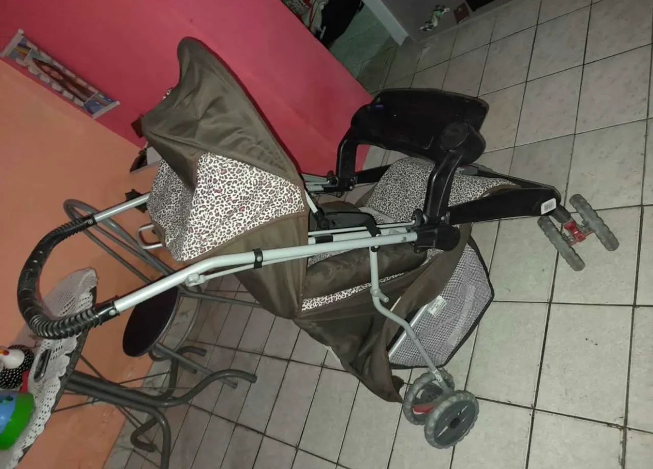 Carrinho de bebê - Foto 2