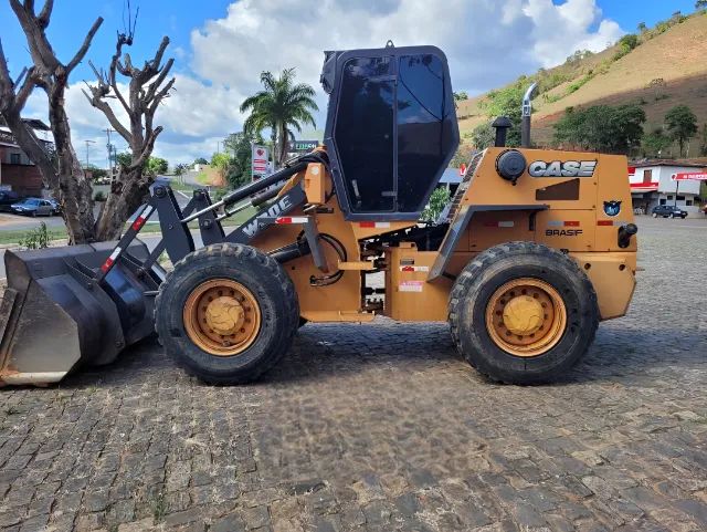 Pa Carregadeira CASE W20e ano 2016
