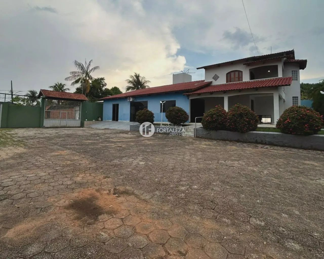 Imóvel para venda com 545 metros quadrados com 4 quartos em Conjunto Ouricurí - Rio Branco