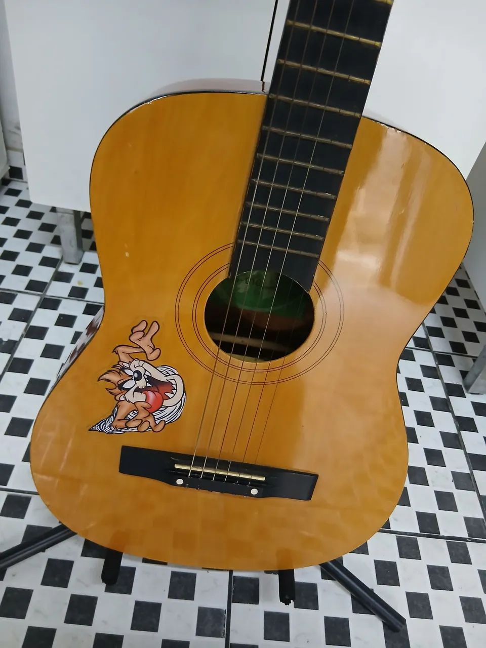 Violão Kashima com som bom