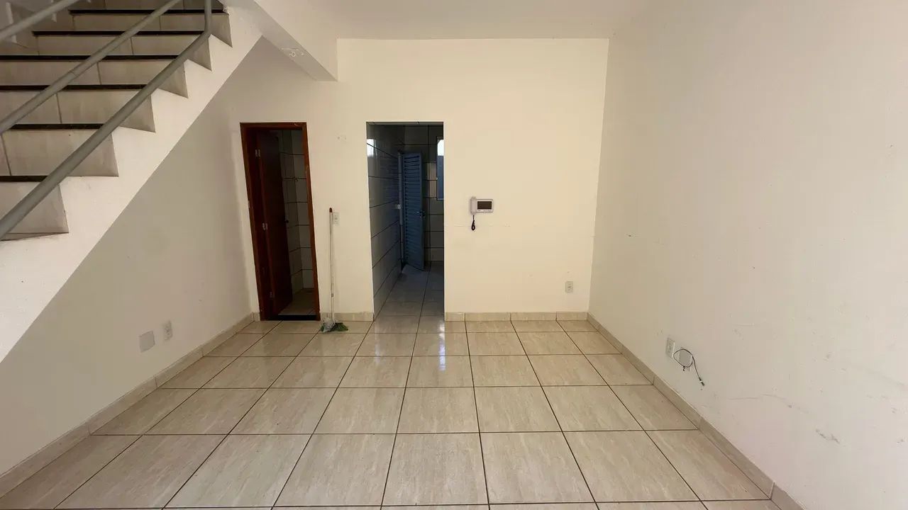 CASA DUPLEX PARA ALUGUEL  2 QUARTOS  BOM JESUS - Foto 3