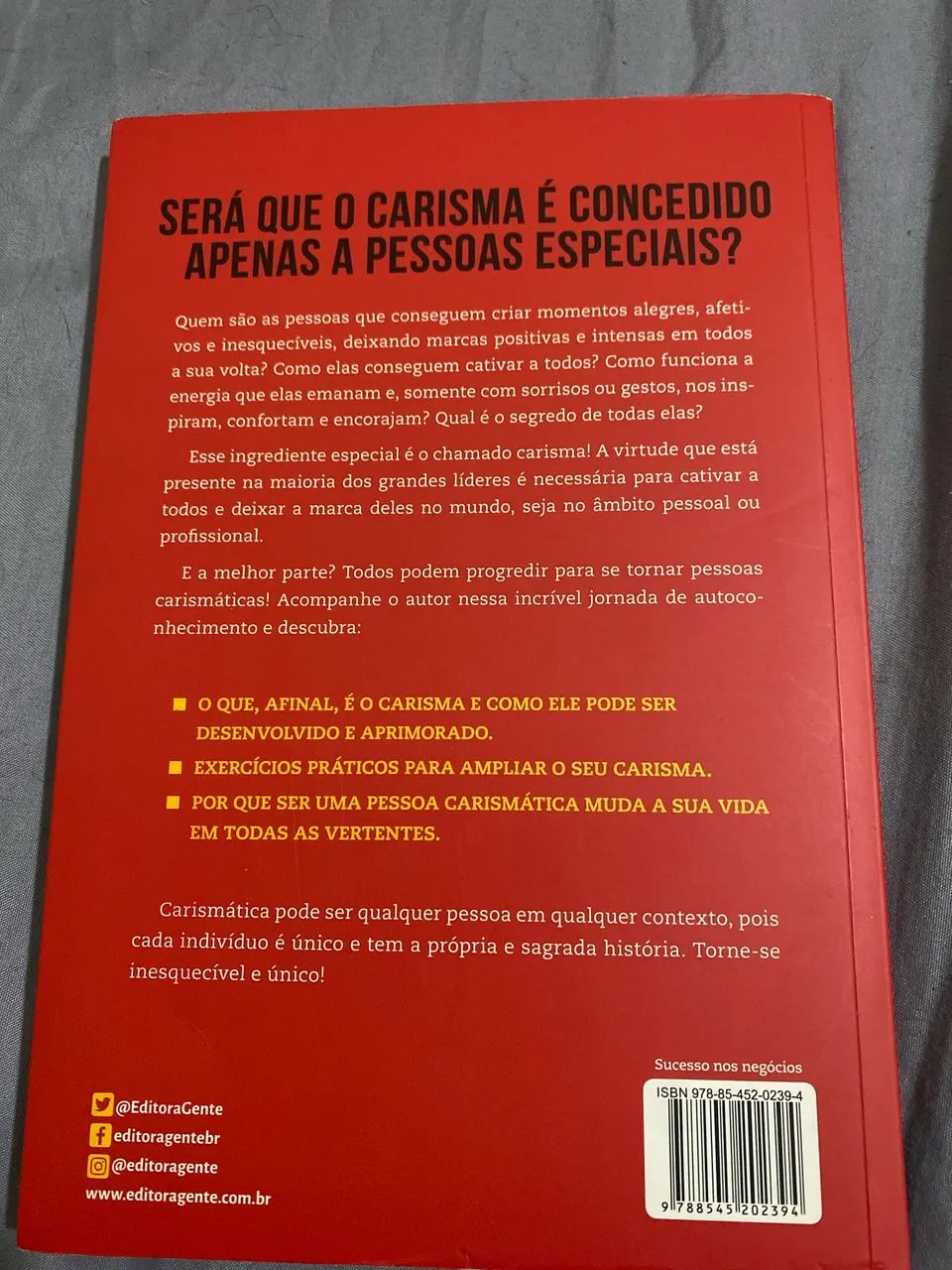 Livro O poder do Carisma - Eduardo Shinyashiki - Foto 2