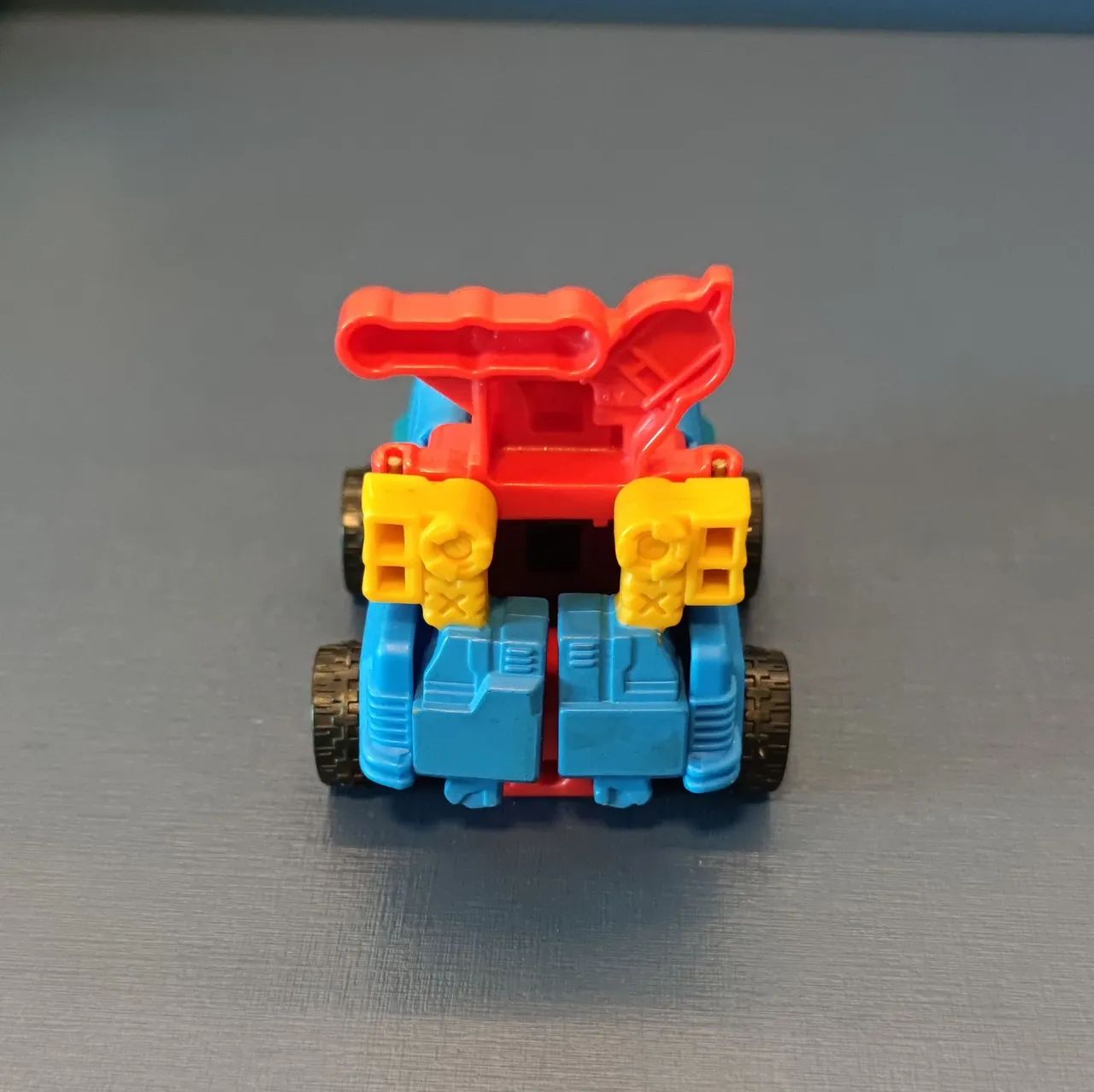 Caminhonete Transformers McDonald's Hasbro - 2006 - Foto 4
