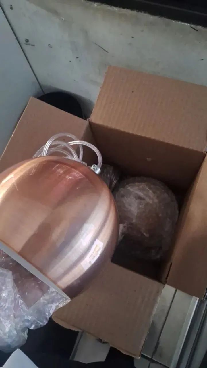 2 Lustres com 2 pendentes rose gold - Foto 3