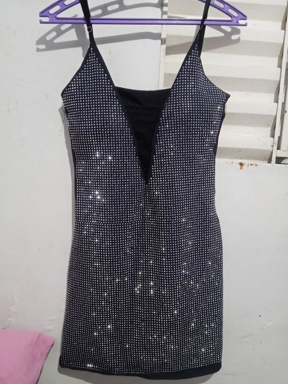 Vestido preto com brilhos  - Foto 2