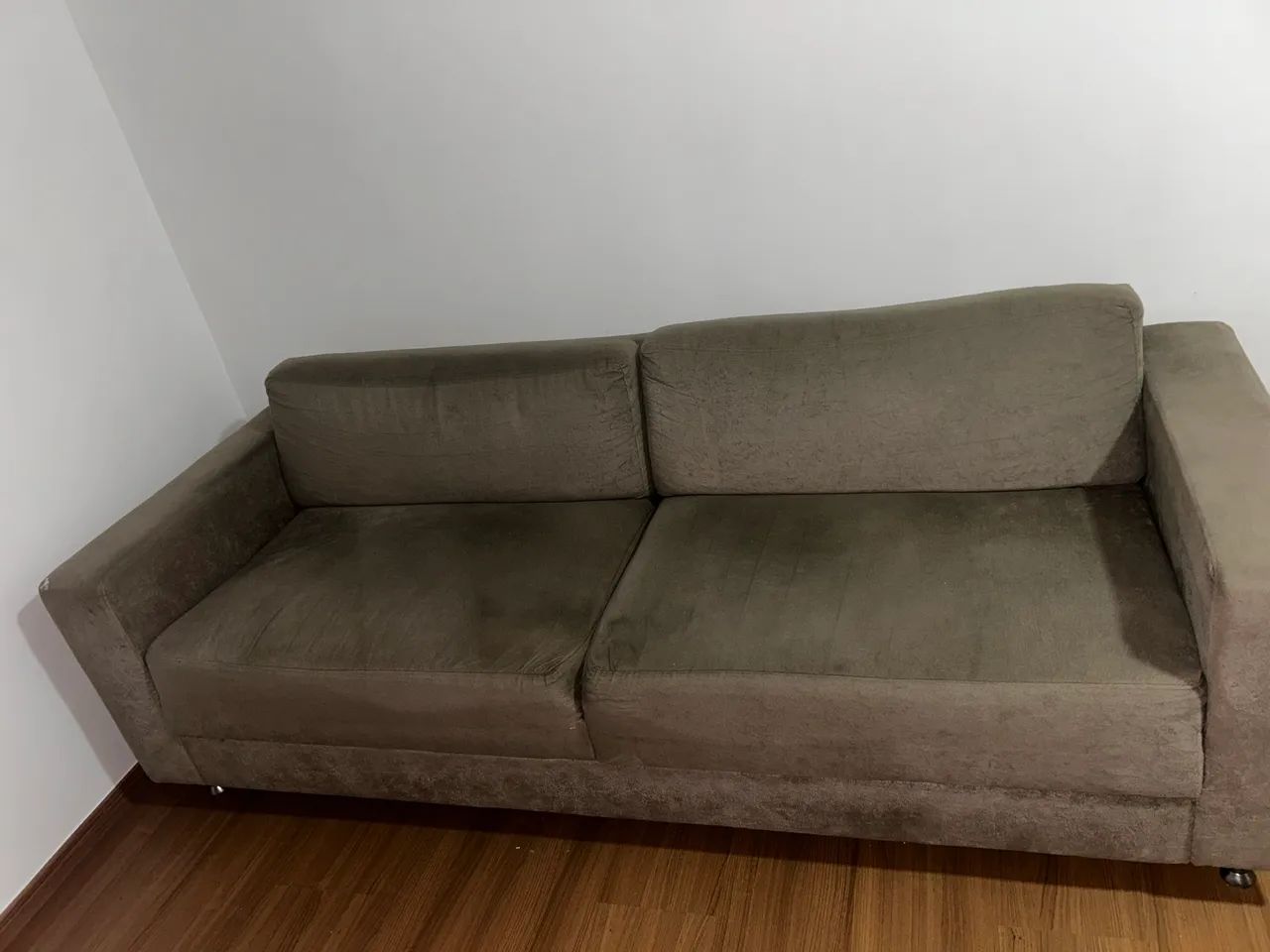 Sofá seminovo em ótimo estado  - Foto 4