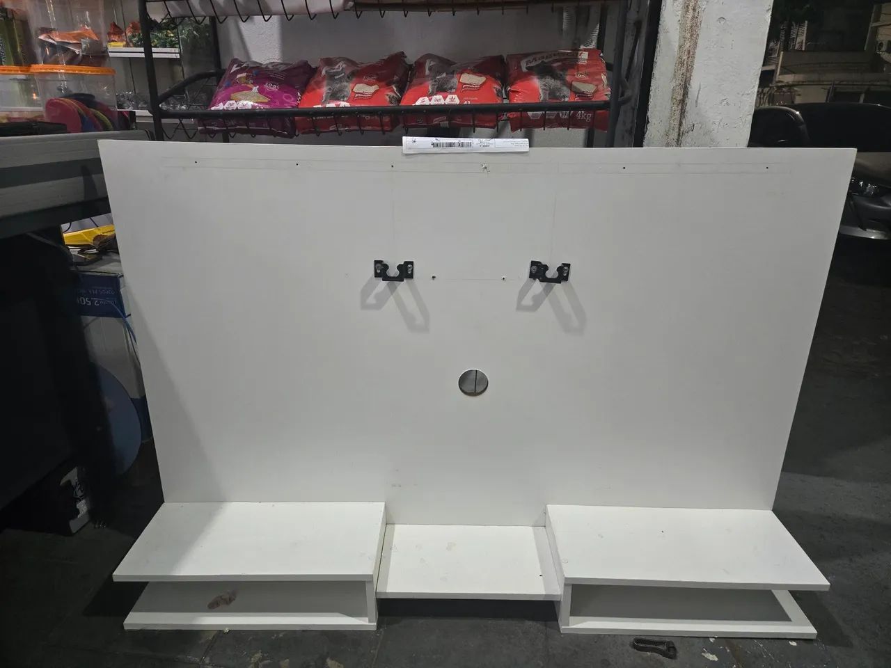 Vendo Rack para TV seminovo 