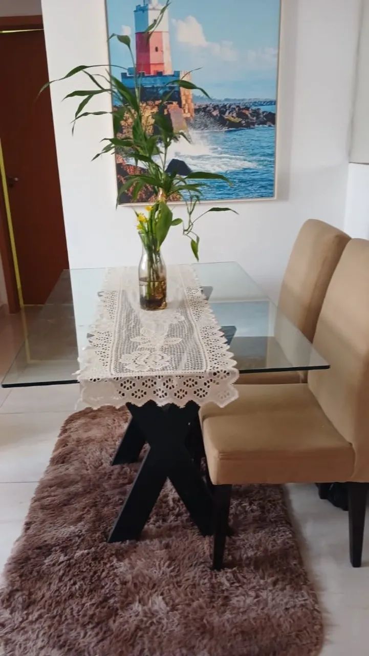 MESA COM TAMPO DE VIDRO E 4 CADEIRAS  - Foto 3
