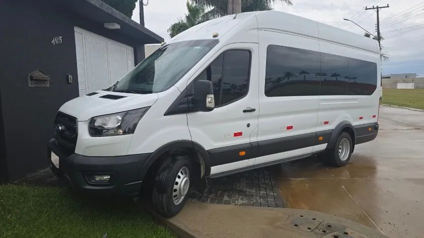 Ford Transit TRANSIT Minibus Vidrada 2.0 16V Die Aut. 2024