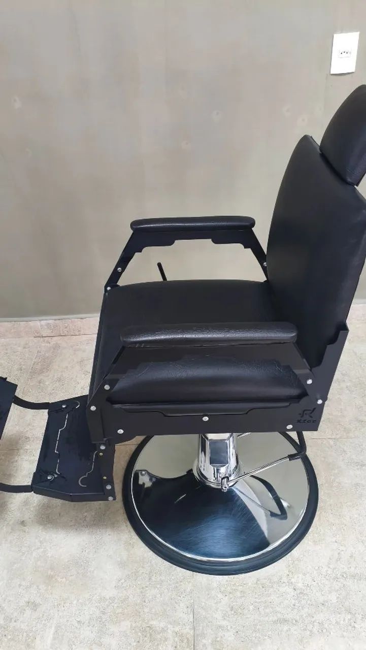 Poltrona reclinável barbearia  - Foto 2
