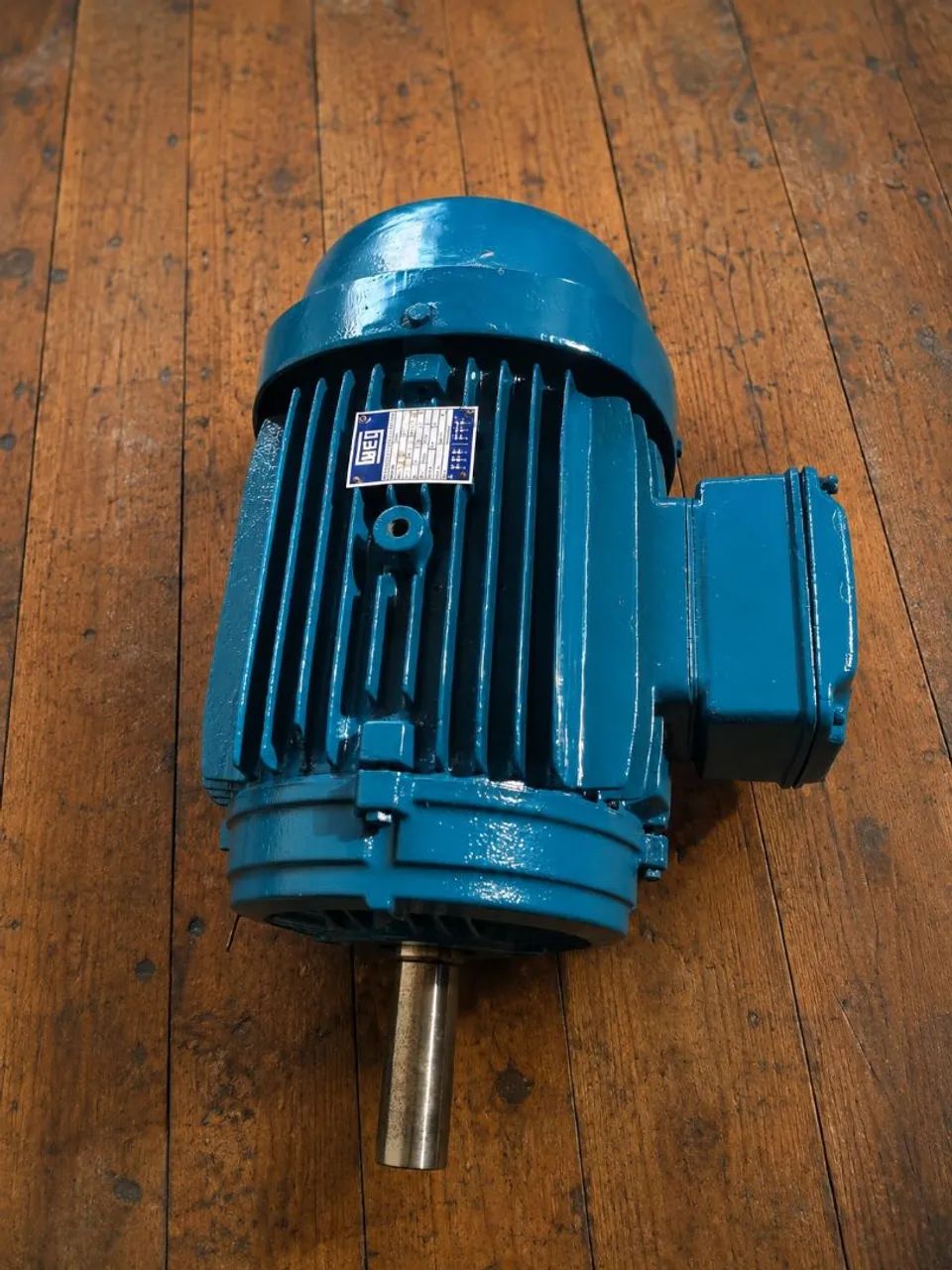Motor 20 CV de alta Weg  - Foto 3