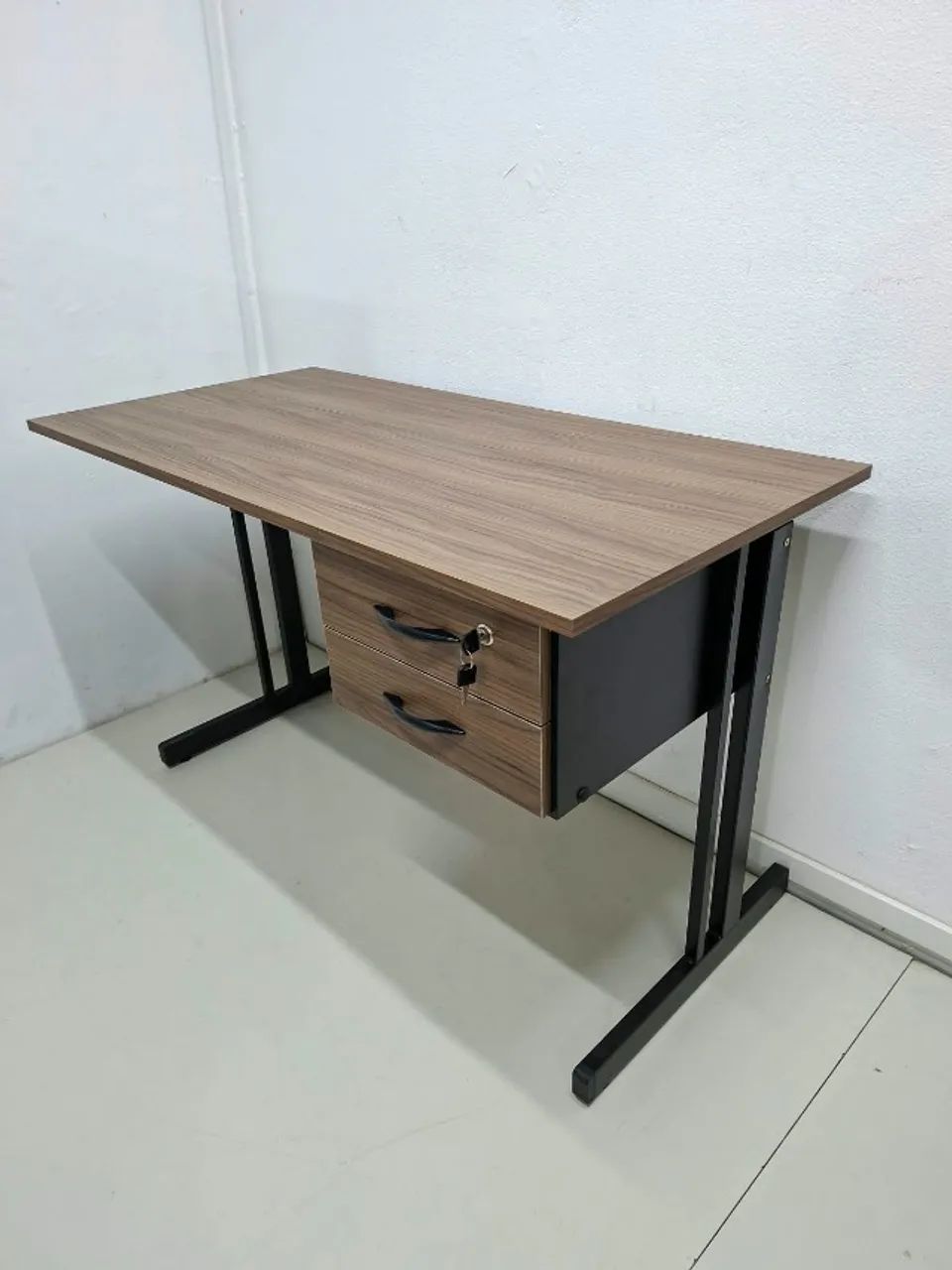 Escrivaninha MDF 18mm