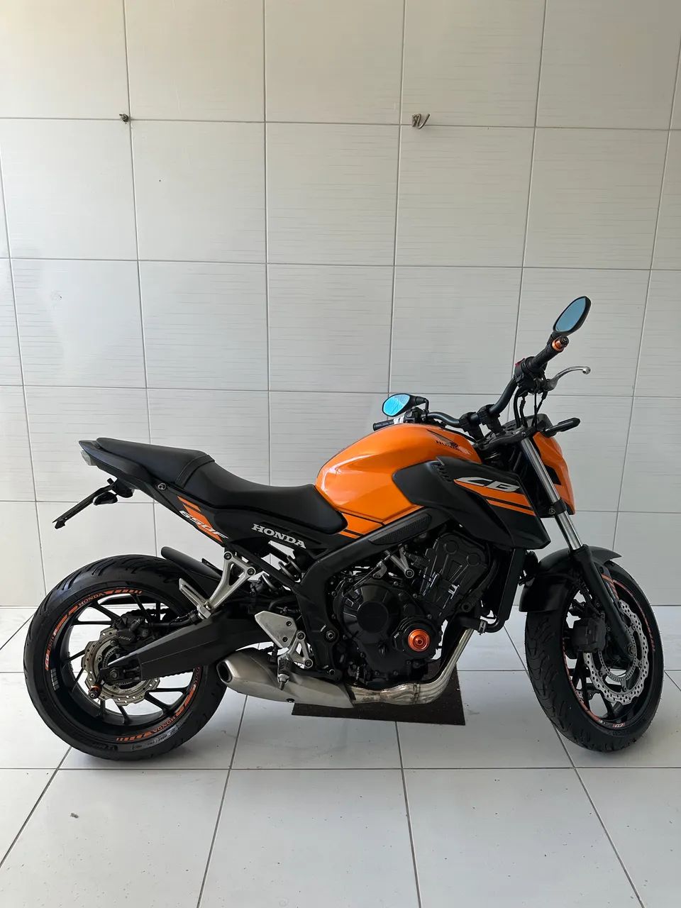 CB 650F