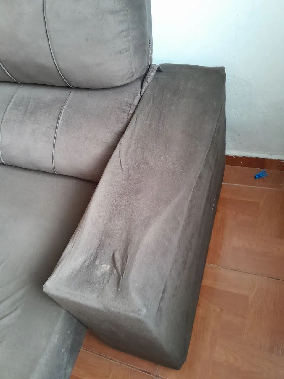 Sofá retrátil com defeitos 250 - Foto 3