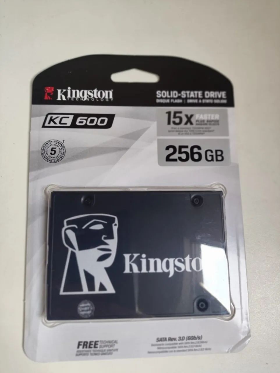 SSD 256gb Kingston KC600 - Foto 2